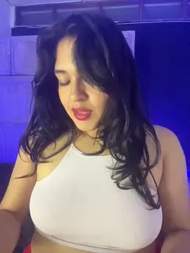 EmilyNoir1 Chat XXX in diretta