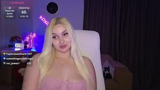 adrelaxina's Live XXX Chat