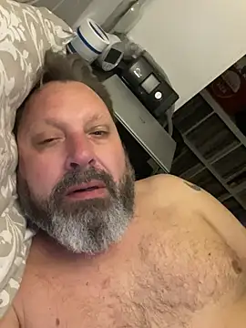 Онлайн чат XXX BigMan738@xh