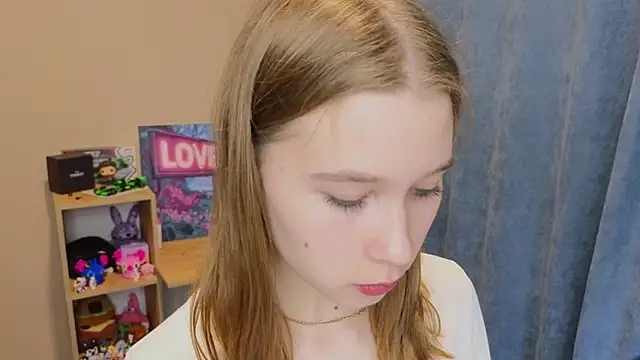 vickky_shyのライブXXXチャット