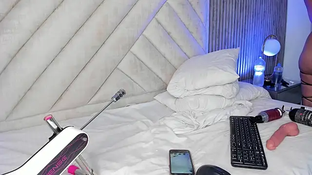 SarahRizof Chat XXX in diretta