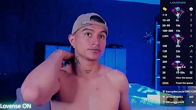 LiamDeep's Live XXX Chat