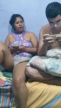 عرض كام Isabel_and_Heckler