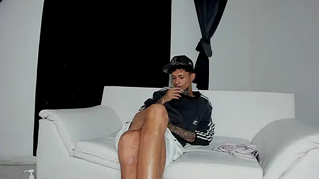 self_love46's Live XXX Chat