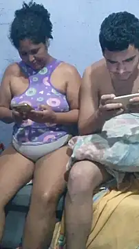 Isabel_and_Heckler 라이브 XXX 채팅