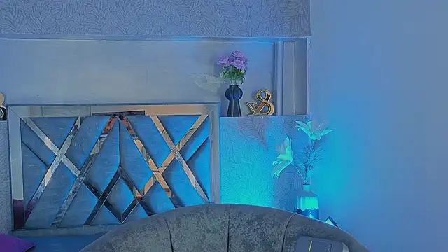 nova_salvatore Pertunjukan Webcam