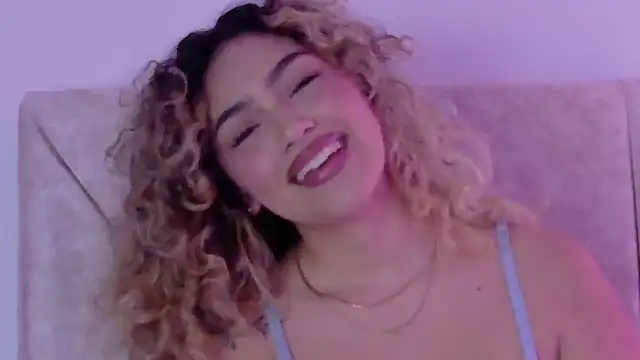 Živý XXX chat Maddy_Beluci
