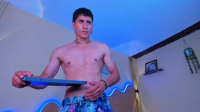 Dark_Valentino_ Show Webcam