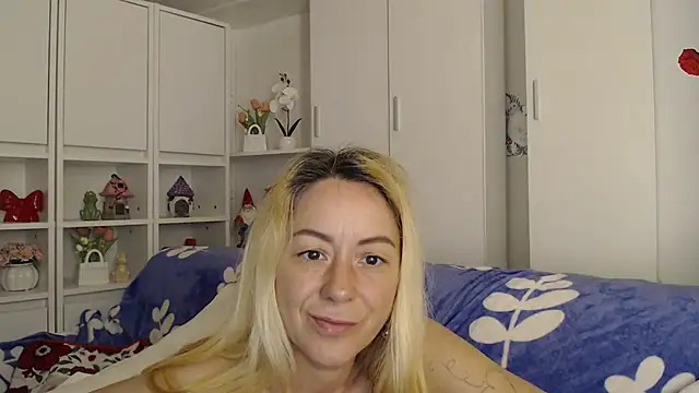 _karolynesyera_ – Live XXX-chat