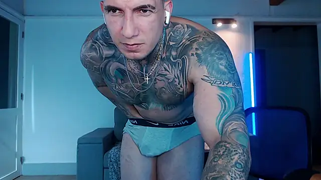 Czat XXX na żywo – Shane_Clay