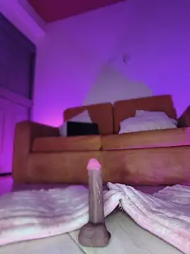 Živý XXX chat In-Ur-dreams