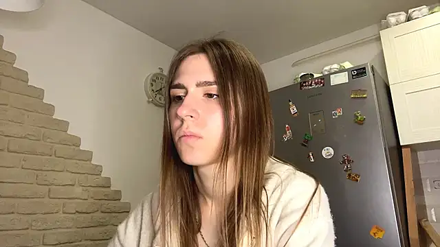 ZaraGuyette লাইভ XXX চ্যাট