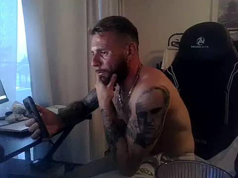 Webkamerová show Wyrolowanyyy