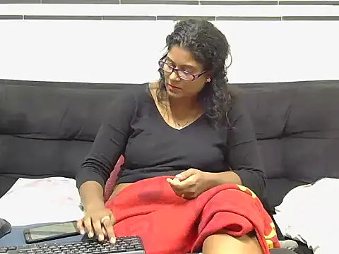 xIndianPlumx Live XXX-Chat