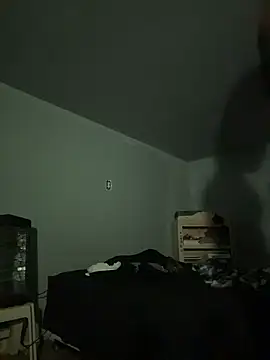 XXX chat uživo modela MIGHTYDEMONXXX