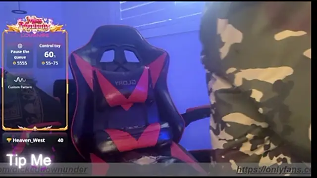 OFFICAL_DICKEDDOWNUNDER Pertunjukan Webcam