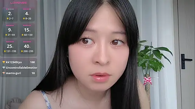 Živý XXX chat Kyoko-love
