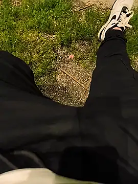 AthandJumpern Webbikameraesitys