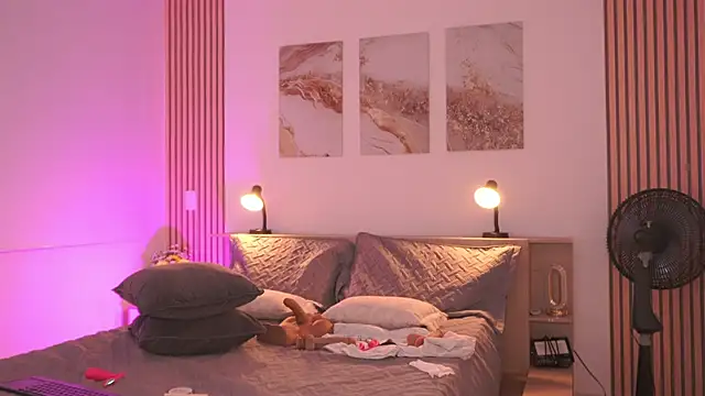 Živý XXX chat LillyThompson