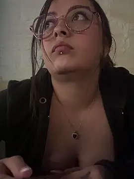 SarahCastro1_ élő XXX-chatje