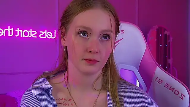 AgataFoxley's Live XXX Chat
