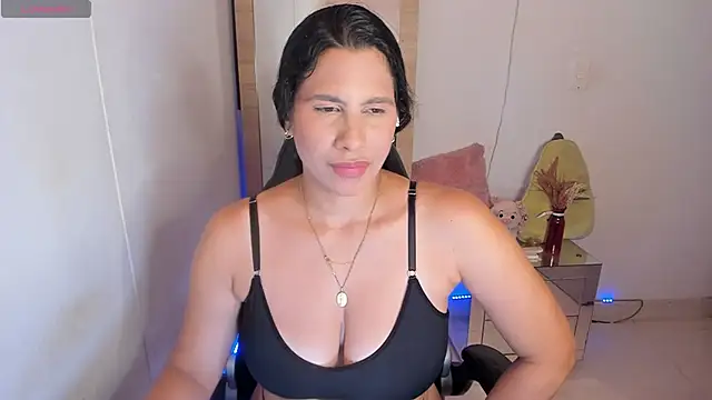hellensexy 即時聊天室