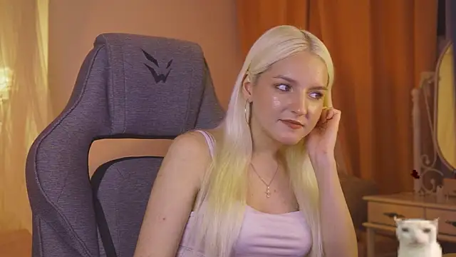 ViolaMore Live XXX-chat