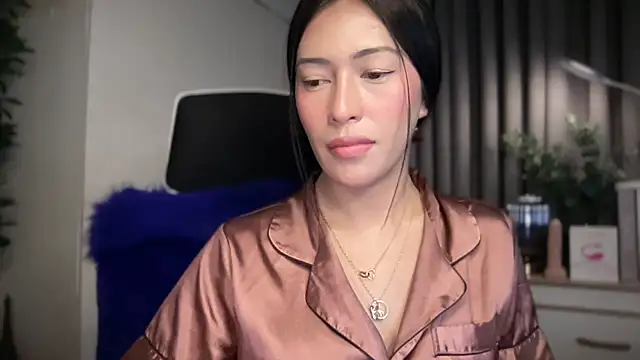 Jasmine_Elcock Adlı Modelin Canlı XXX Sohbeti