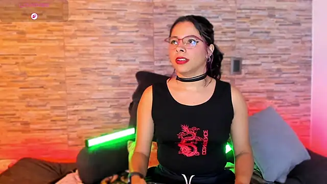 nath_redrex's Live XXX Chat