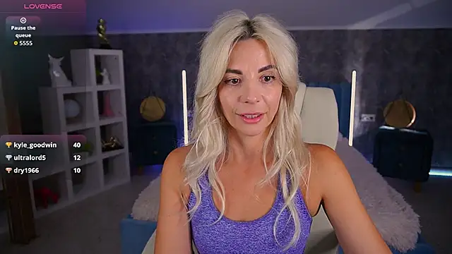 Webkamerová show BellaRayyy