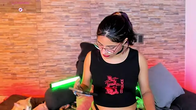Chat +18 de nath_redrex ao vivo