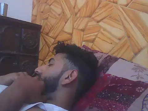 yoursunny001 Show Webcam