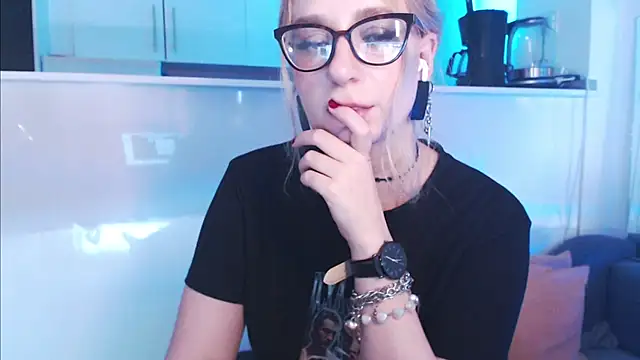 welliza Adlı Modelin Canlı XXX Sohbeti