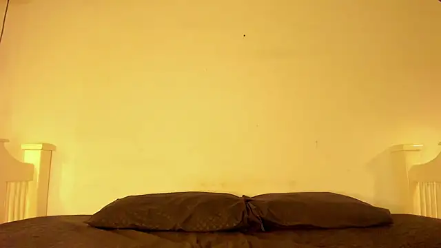 Oliver_Miller_Hot Show in webcam