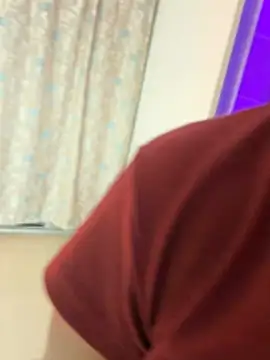 Chatroom XXX en direct de ZahhyFrequency