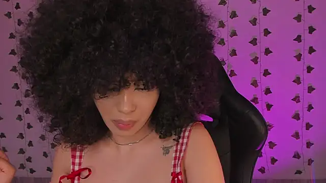 Liaaa_1's Live XXX Chat