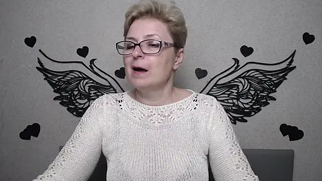 EmiliaGree Pertunjukan Webcam