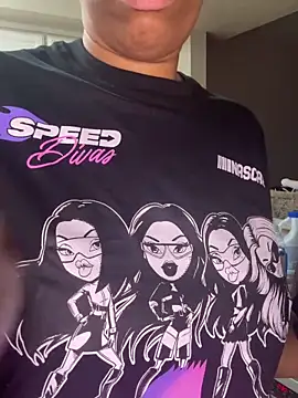 YeahhhitsBreezy's Webcam Show