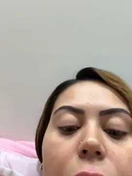 lariic – webcam-show