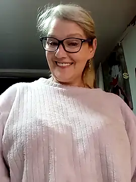 irinamaux's Live XXX Chat