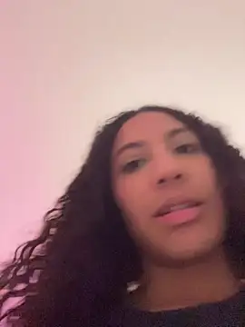 Show de Daphnne_Curly na webcam