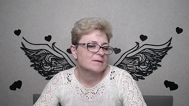 Chatroom XXX en direct de EmiliaGree
