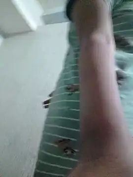 Priya_StripのライブXXXチャット