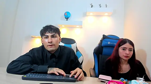 Kenji_n_Rousse live XXX chat