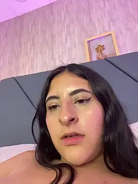 Czat XXX na żywo – Maggiee_1