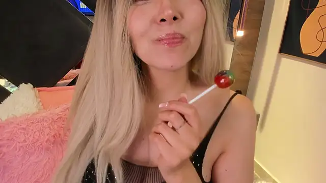 OneBeauty_ Live XXX-Chat