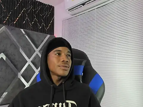 Chatroom XXX en direct de axel_silva4