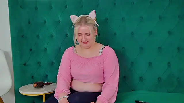 LioraArdyn's Live XXX Chat