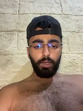Arabic_male07 Adlı Modelin Web Kamerası Şovu