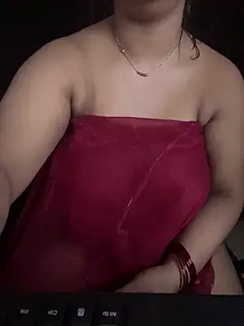 DarlingRuby élő XXX-chatje